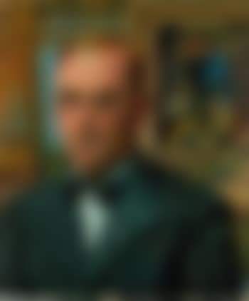 Brustbild eines Herrn in Anzug, mit Brille und Fliege (preview)