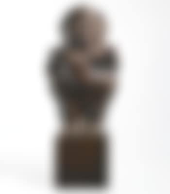 Standing Woman (preview)