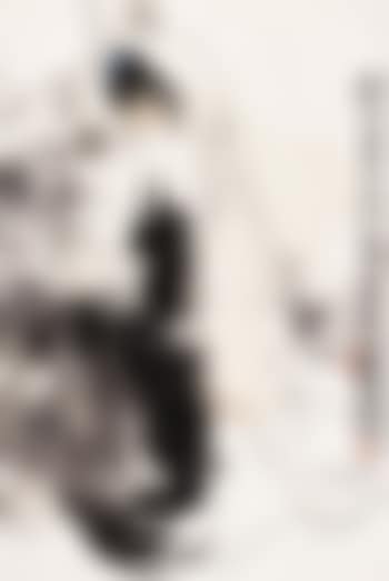 A beauty (preview)