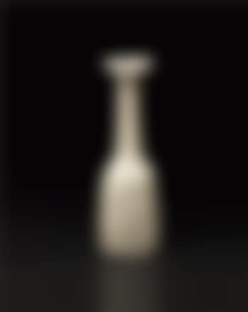 Monumental flattened vase (preview)