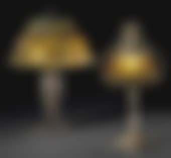 A Linenfold Leaded Glass and Gilt-Bronze Desk Lamp (preview)