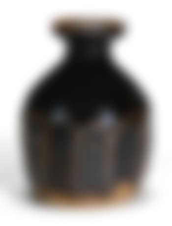 A Small Cut-sided Bottle (preview)