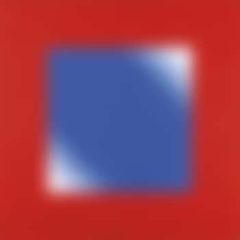 Blue square / two white corners (on red) (preview)