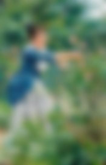 Pruning the roses (preview)