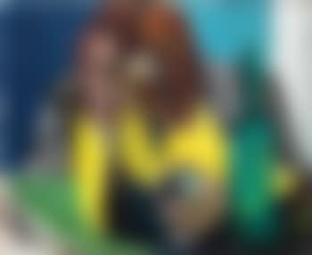 Bevitrice in giallo (preview)