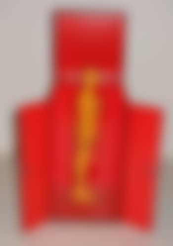 Yellow man / black box (preview)