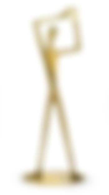 A posing male nude (preview)