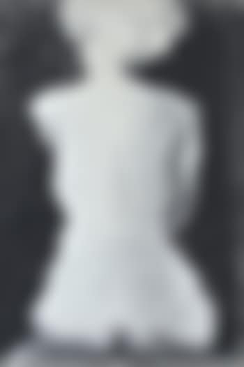 Seated nude (preview)