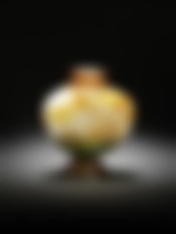 A Cameo Vase with Dragonflies (preview)