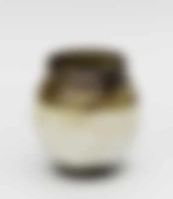 An Early Vase (preview)