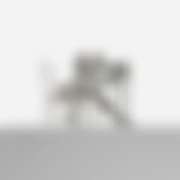 Seated figure VII (preview)