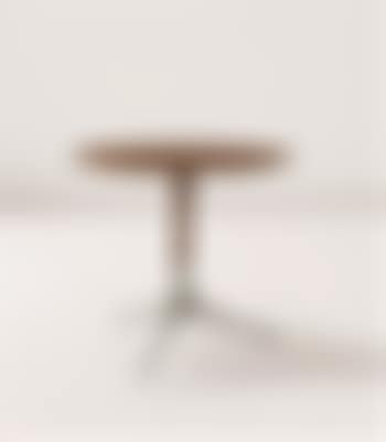 Tri-symmetric side table (preview)