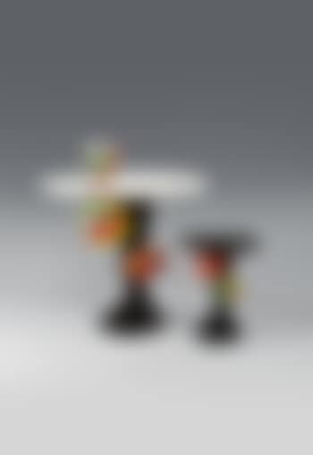 Table, Tabouret Et Vase (preview)