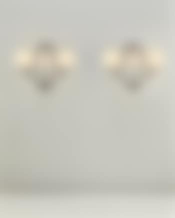 Pair of 'demi-corbeille' wall lights (preview)