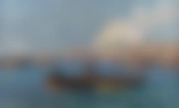Veduta del porto di Genova con rimorchiatori (preview)