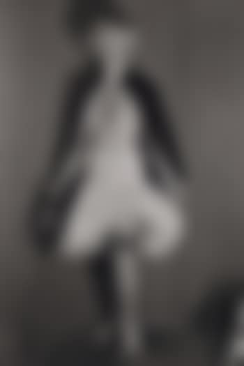Untitled black and white (preview)