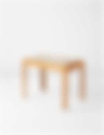 Side table (preview)