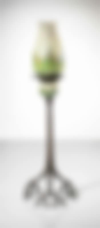 A 'Tulip' Candlestick (preview)