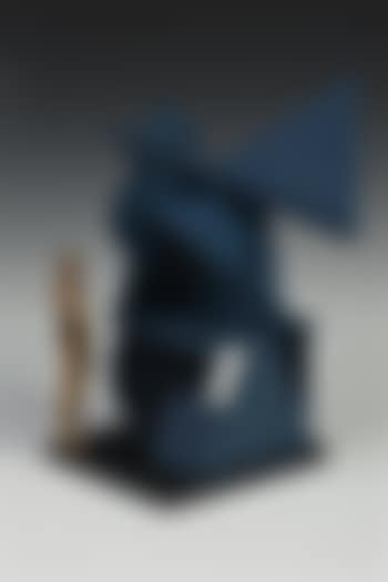 AV #31 with 6" Figure (preview)