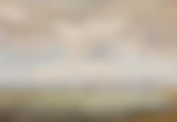 Meeresufer Mit Hohem Wolkenhimmel Und Segelschiffen (preview)