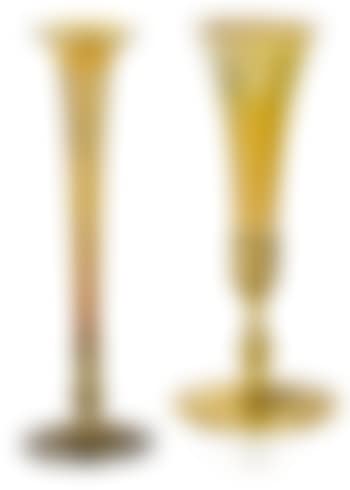 Trumpet form vase (preview)