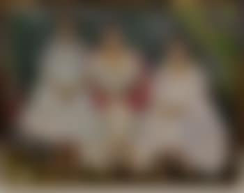 Familia Veracruzana con trajes Papantlecas (preview)