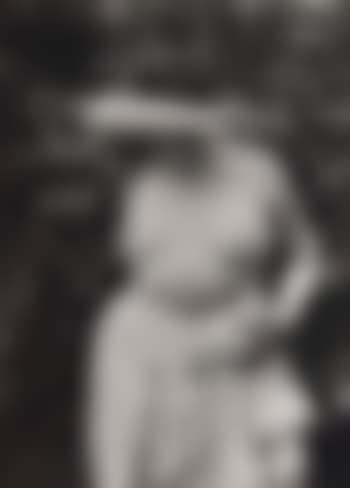 Nu, Hongrie (preview)