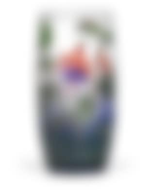 A beaker vase decorated with fuchsia (preview)