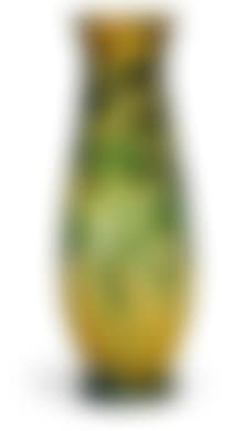 A large vase decorated with leafy branches (preview)