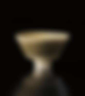 Footed bowl with inlaid band (preview)