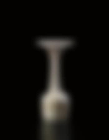 Vase with elongated neck (preview)