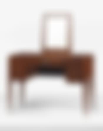 A dressing table (preview)