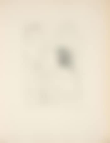 Modèle accoudé sur un tableau (preview)