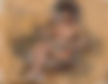 Nude sitting. Nudo (preview)