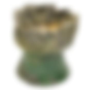 Burnt Baby vase with ruffled rim (preview)