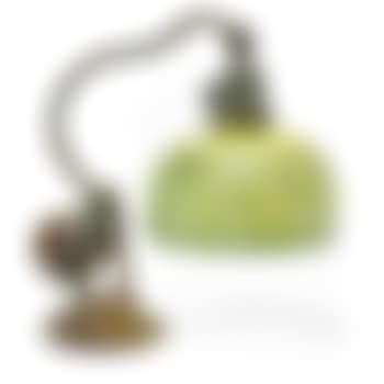 Counterbalance desk lamp (preview)