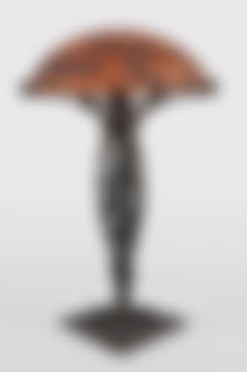 Lampe de table en fer forgé et capeline en verre à coloration intercalaire (preview)