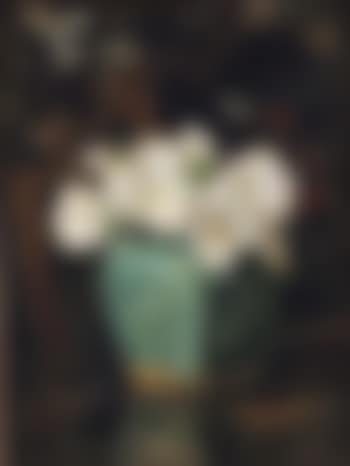 White violets in a ginger jar (preview)