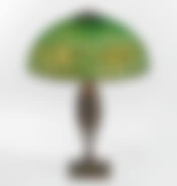 Vine Border Table Lamp (preview)
