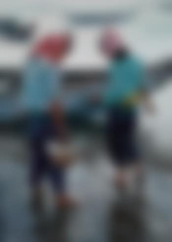 Fishing girls (preview)