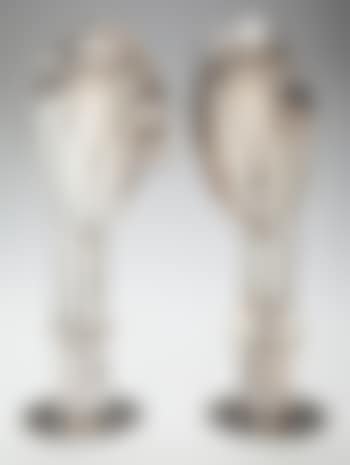Two Heads (preview)