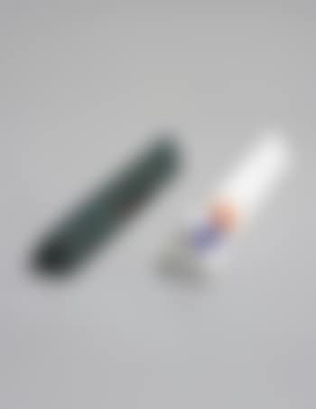 FedEx® Tube ©2005 FEDEX 139752 REV 10/05 SSCC, International Priority, Los Angeles-Colchester trk#794429615973, February 15-17, 2011’ (preview)