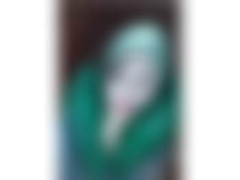 Bust portrait of a lady in a cloche hat (preview)