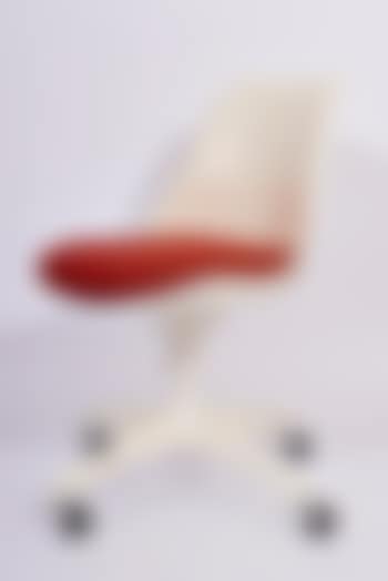 Tulip chairs (preview)