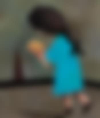 Schoolgirl (preview)