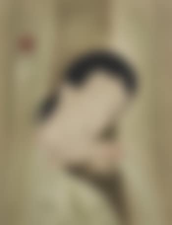 Femme entrouvrant un rideau (preview)