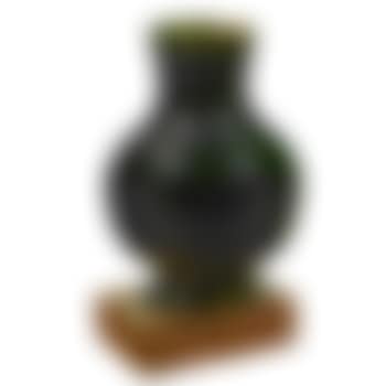 Cabinet vase (preview)