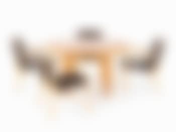 Table 90 and 4 Chairs 45 (preview)