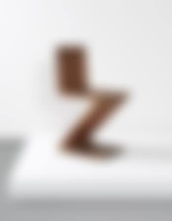 Early 'Zig-Zag' chair (preview)