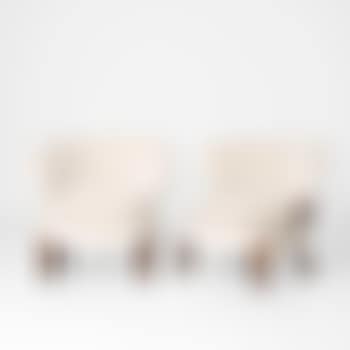 A pair of easy chairs (preview)